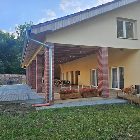 Almazowka - Integracja Lub W Cichym Otoczeniu Na Wsi